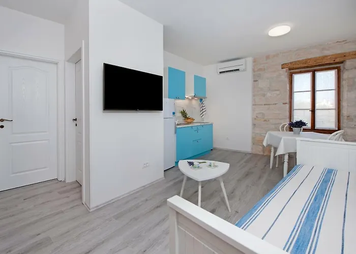 Babbo Apartment *